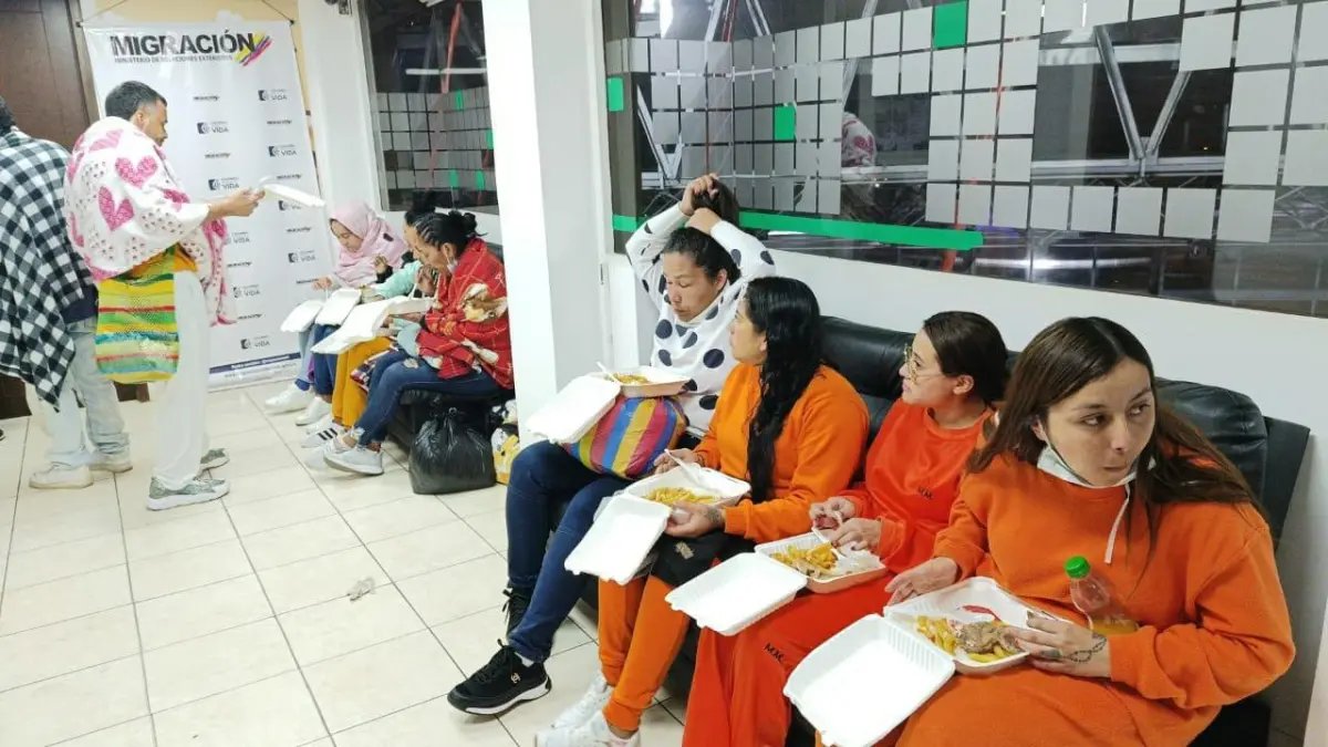 La Mayoría de los Presos Nacionales Deportados al País desde Ecuador Ya Había Quedado en Libertad en Las Ciudades de Cali y Bogotá