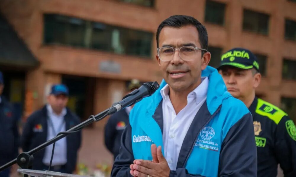 COMPONENTES DE CON CON CON CON CON CON CON CON CON CON CON CON CON CONTENADAS DESCOMISTRADAS