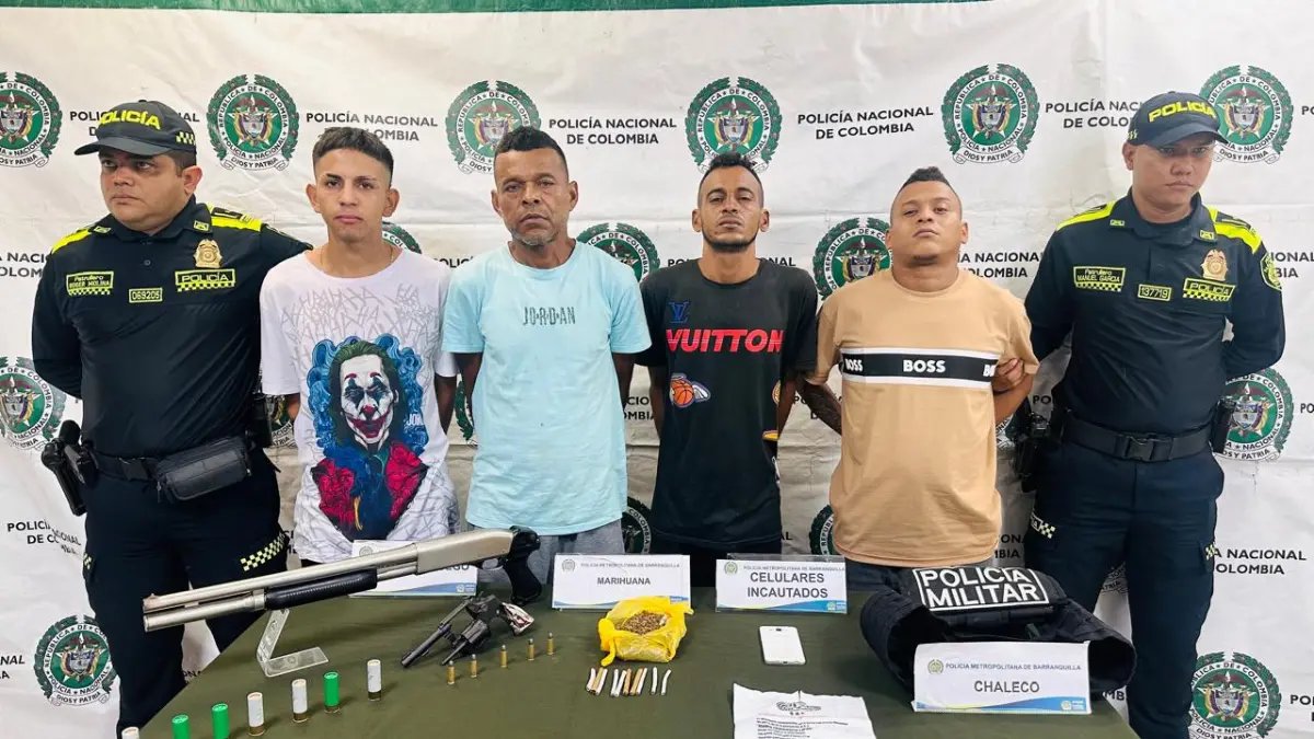 CAPTURAN A CUATRO Presunto Integrantes de 'Los Costeños' en Rebolo: Tenían Armas, Sustancias ilícitas y Panfletos intimidatorios