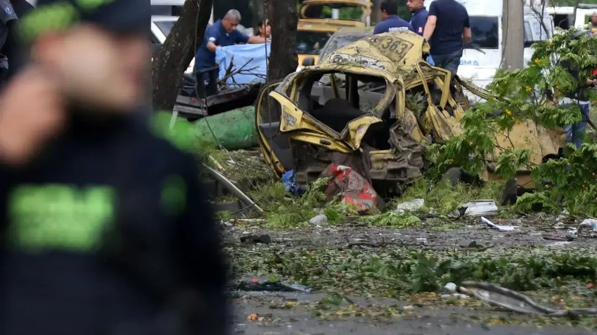 Atentado Cerca de la Base Aérea de Cali