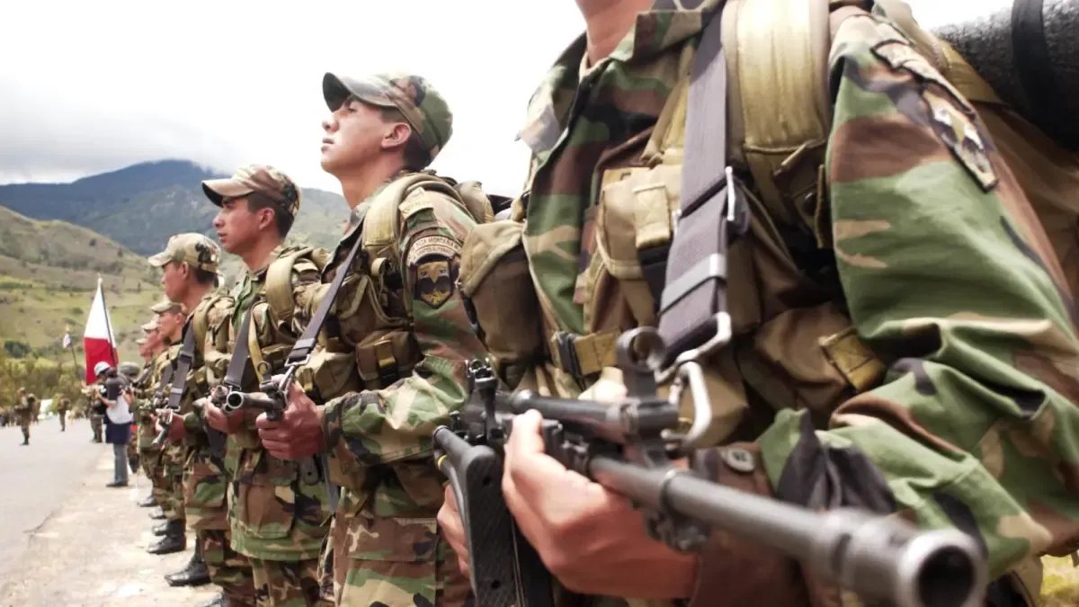 Grupos Armados roban camioneta de la imp en la vía panamericana; Combates en El Macizo Colombiano Agravan la Crisis de Seguridad en la región