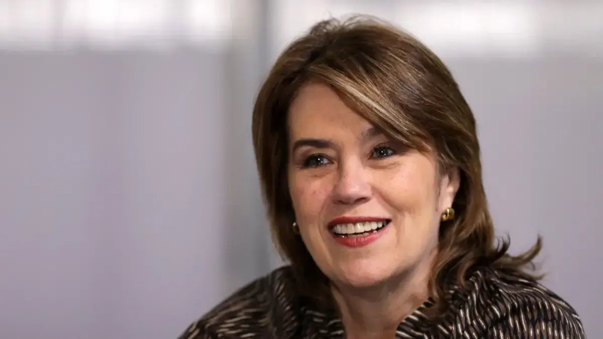 'NECESITAMOS CAMBIAR CONVERSACIÓN CON LA CRA'