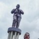 Rechazo en Barranquilla A Propuesta que busca el Traslado de Las Estatuas de Joe Arroyo y Esther Forero Al Malecón: La Razones Dantrás de la Pretensión
