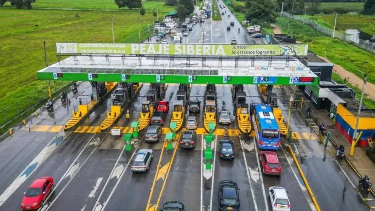 Obras de Transmilenio en Soacha Generan Alto Tráfico en la Autopista Sur Durante la Ope
