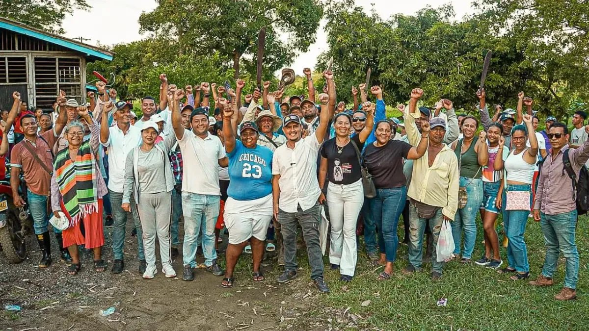 Ant Recupera 3.851 Hectáreas de Tierra en Córdoba que Estuvieron en Poder de Jefes Paramilitares y la Entrega A Familias de Campesinos Y Pescadores