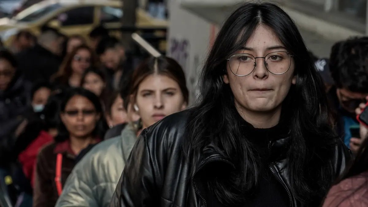 Disminuye la Poblacia de Mujeres Jóvenes y Crece el Desafío Social en Bogotá