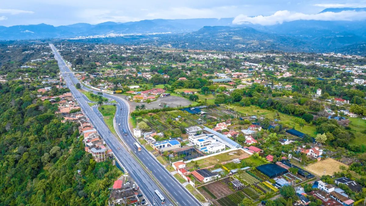Tras cuatro Años de Espera, La Vía Bogotá - Girardot Ya Está Totalmento Operativa y Lista para recibir millas de Viajeros Este 7 de Agosto