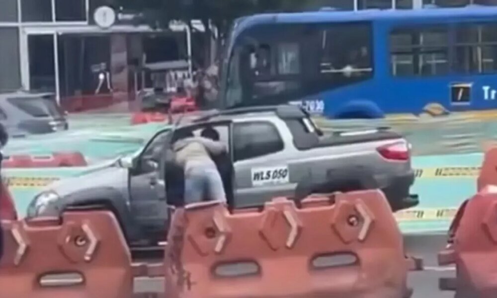 Fleteo Frente Al Centro Comercial Cafam de la Floresta de Millonaria suma