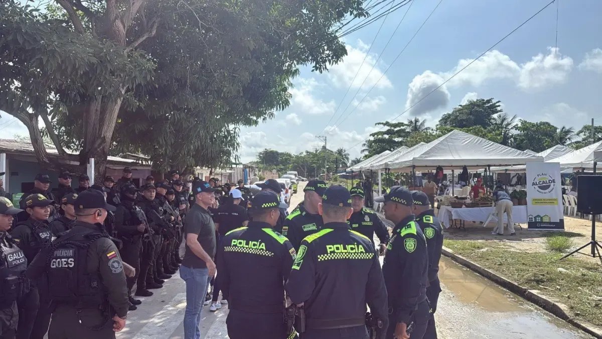 Distrito Refuerza Seguridad y Atención Social ESectores AledaRos Al Corredor PortUario de Barranquilla