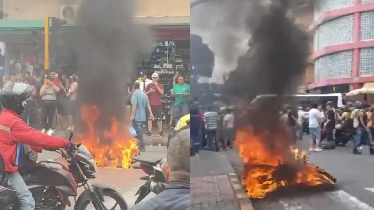 Comunidad Prendió FUE A MOTOCÍTERA DE PRESUNOS LADRONES LUEGO DE INTENTAR ROBAR A UNA PERSONA EN BUCARAMANGA