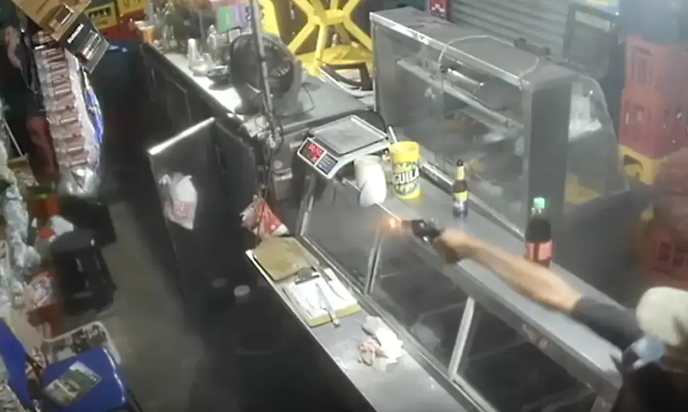 En la Tarde dejó un Panfleto, en la Noche Fue una otra tiende y disparó: El Rastro del Joven que atentó contra tendero en Lucero