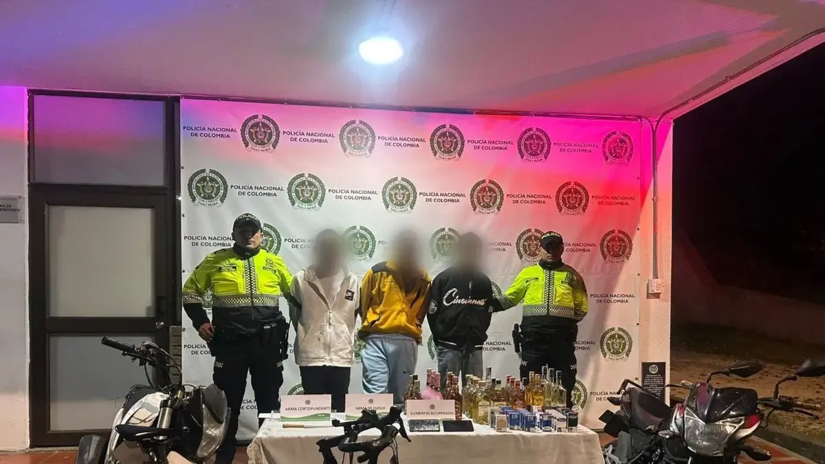 CAPTURAN A TRES HOMBRES TRAS MILLONario Atraco A Supermercado en Chapinero