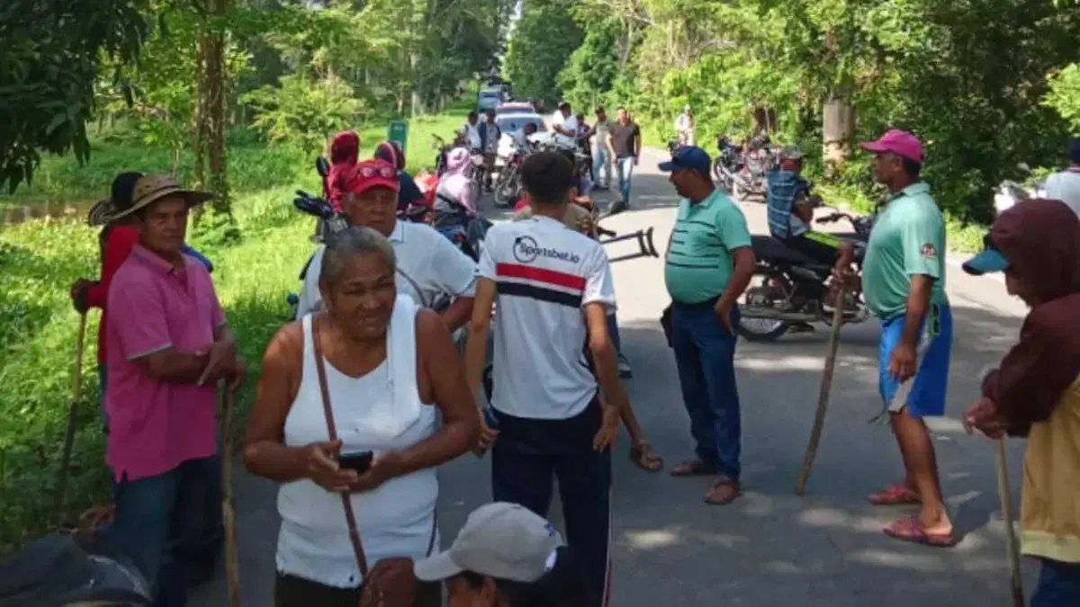 Campesinos e Indímenes de Palmito (Sucre) SE Disputan Las Tierras de la Finca Simba Que Entregó la Agencia Nacional de Tierras (Ant)