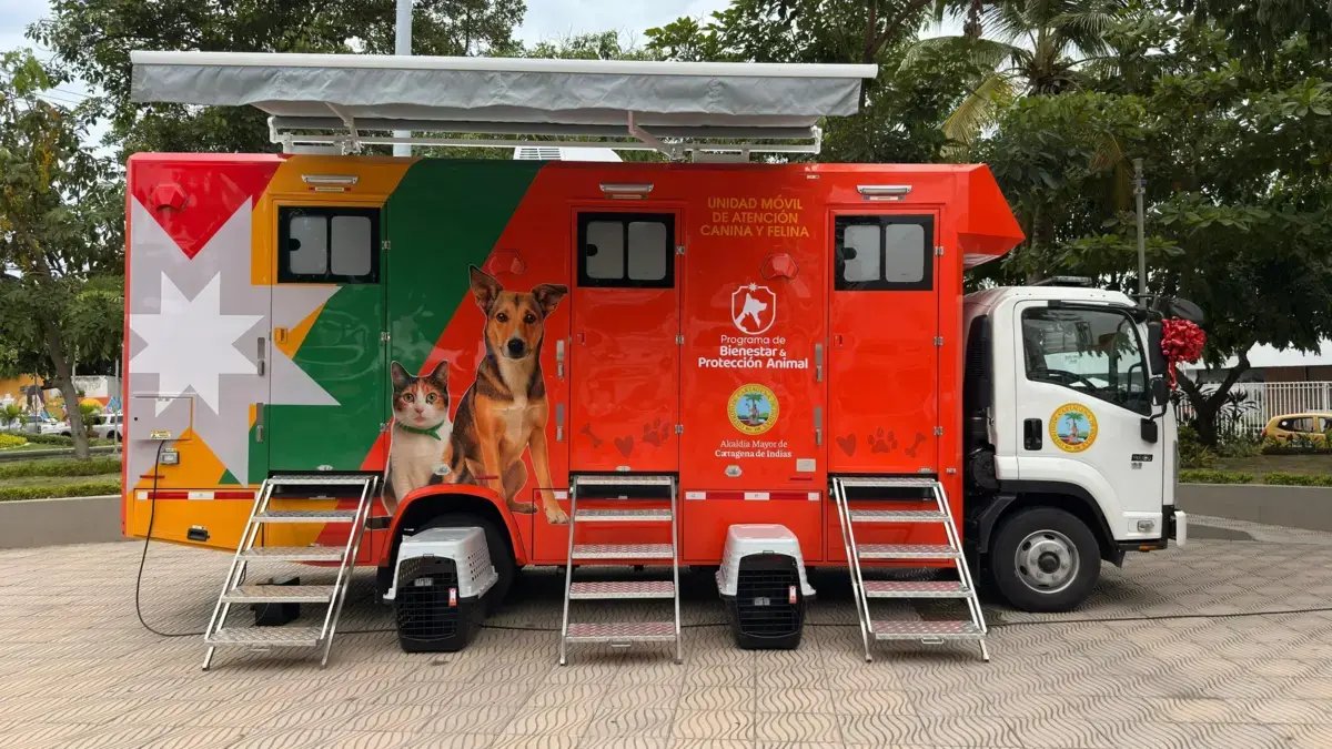 Cartagena Inauguró Su Primer Hospital Veterinario Móvil y Un Escuadrón Antimaltrato para Fortalecer La Protecció Animal