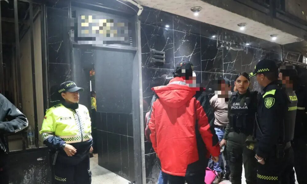 Hallan Más de 20 Menores, Drogas y Armas Blancas