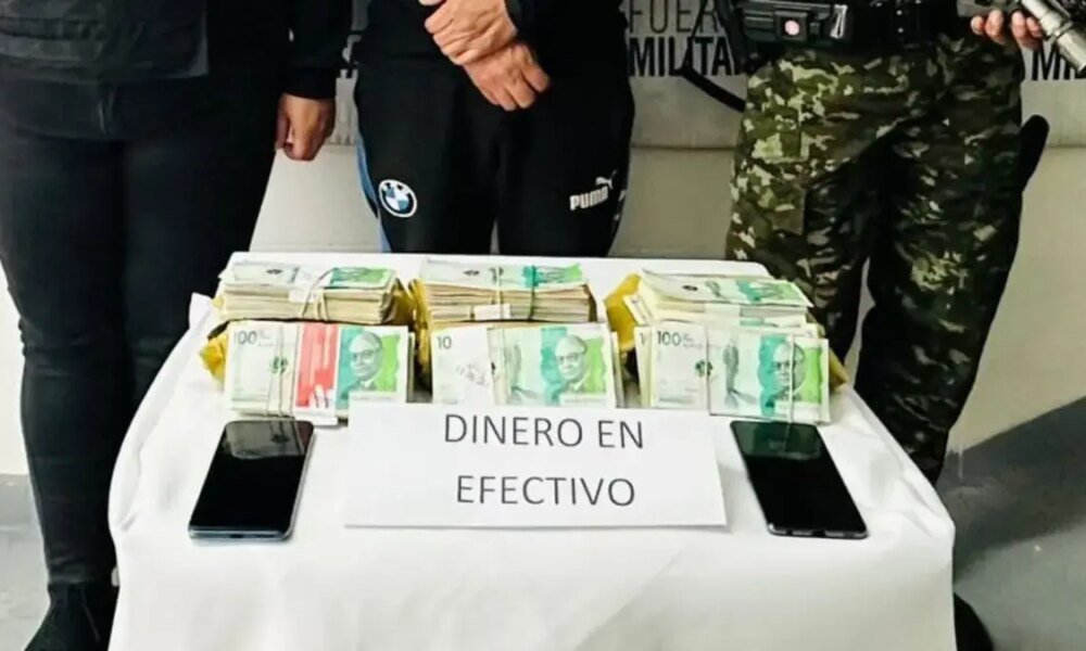Cayó 'Javier', Señalado Integrante del Bloque Jorge Suárez Briceño, Cuando Recibía 300 MILLONES DE PESOS DE UNA Extorsión en Localidad de Teusaquillo