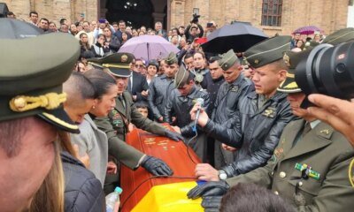 Entre El Llanto y El Regllamo