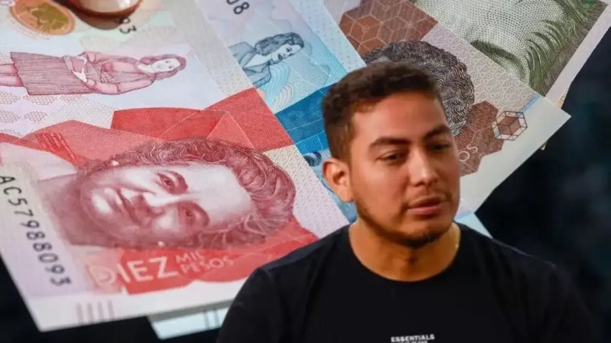 Hobró Contador Público que devolvió 30 MILLONES DE PESOS EN EFECTIVO; los encontró en un baído de montería: 'El karma existe'