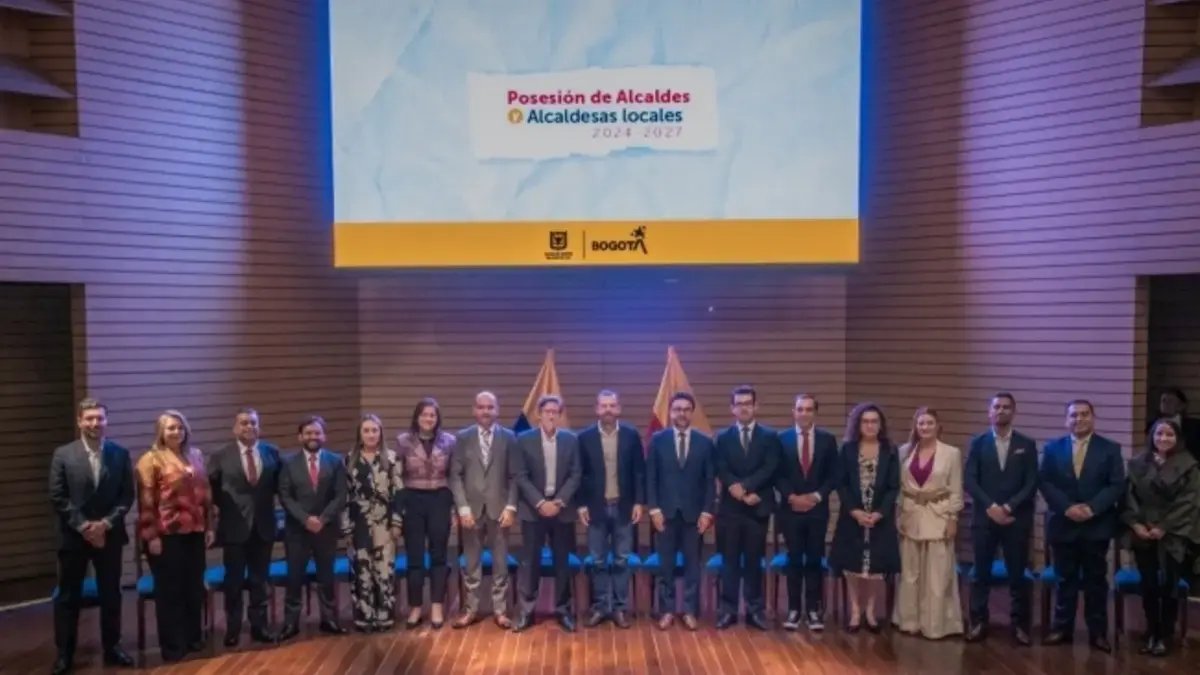 ¿Qué Busca El Mandatario Pidiendo la Renuncia de Todos los Alcaldes Lugares de Bogotá?