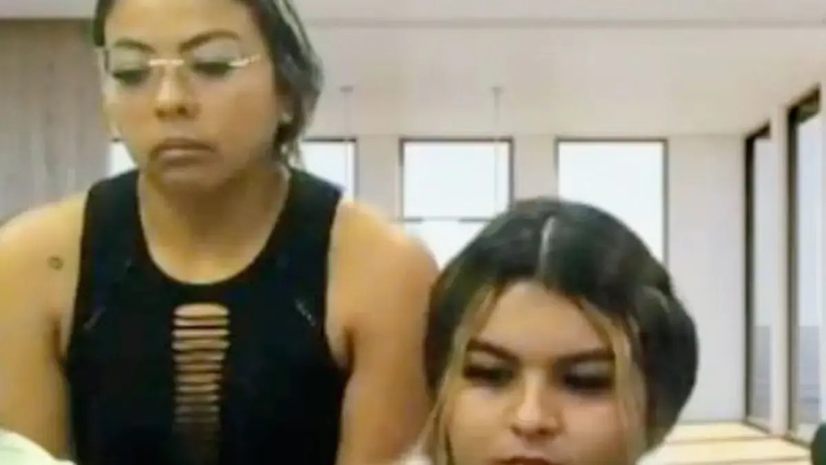 Iban en Camioneta de Alta Gama