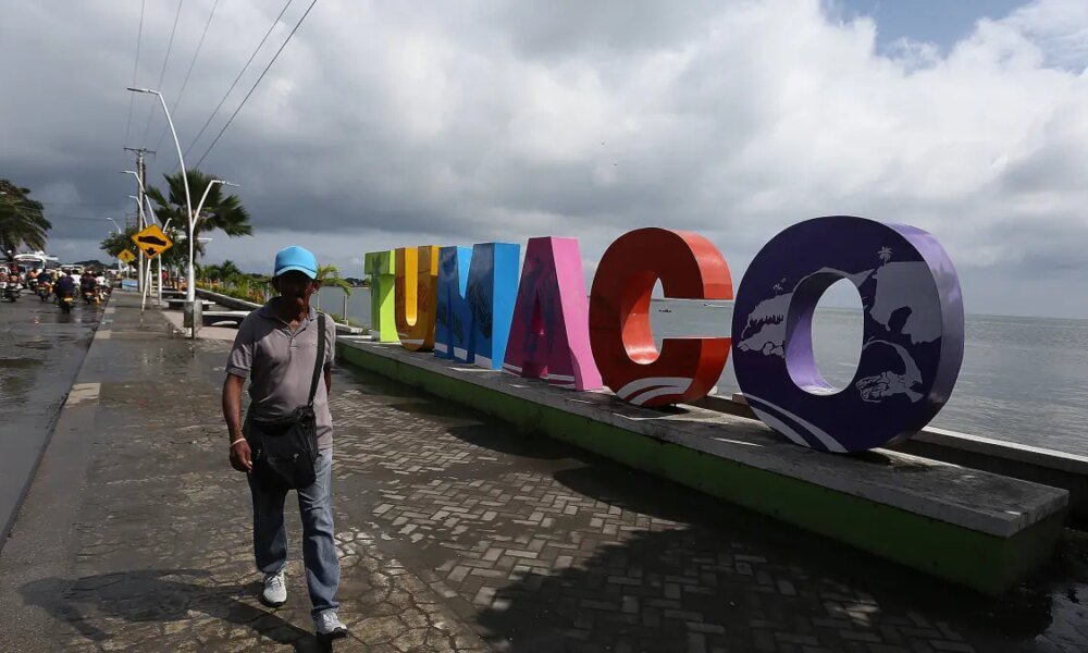 'Han Ido Desapareciendo Las Barreras Invisibles Levantadas por Violencia y Conflma'