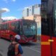 Así Quedaron los autobuses de transmilenio que se accidentaron en plena avenida caracas en bogotá: Hubo Fuerte Trancón y Varios Heridos