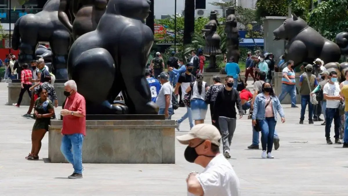 Así Impactará la Reforma Tributaria El Bolsillo de Las Familias en Medellín