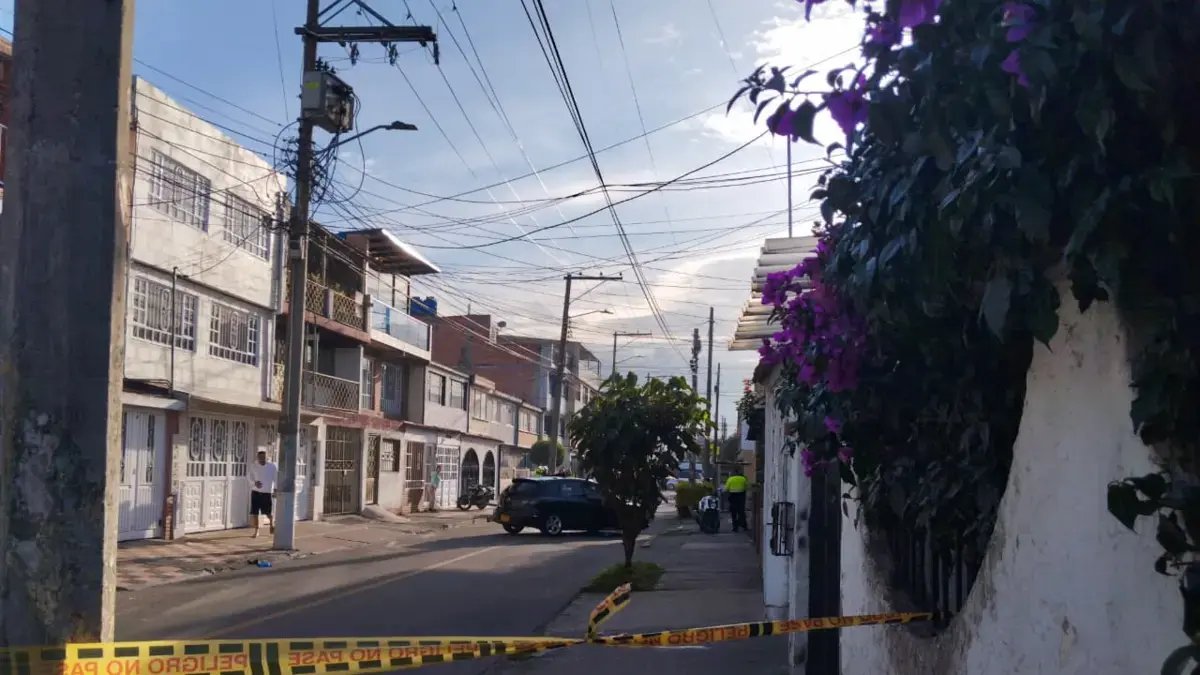 Separado de la Institución por Co