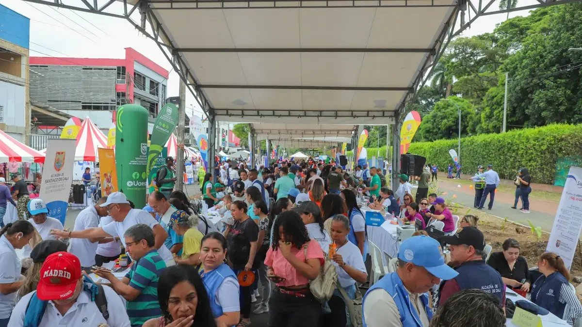 Empresarios Afectados por Atentado Con Explosivos en el Barrio la Base Empzaron A Reactivarse Con una Feria Solidaria