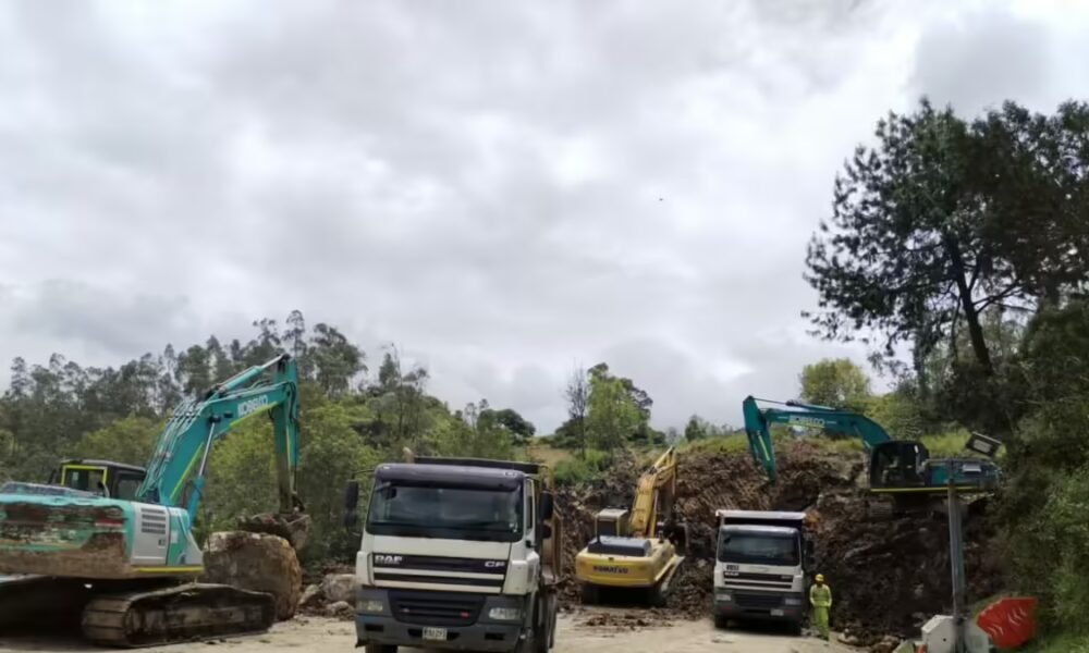 Alcaldía de Chipacque y PMU Solicitan Sospechoso temporalmento Trabajos de remoción de Esbombros en la Vía al Llano: Esta es La Razón
