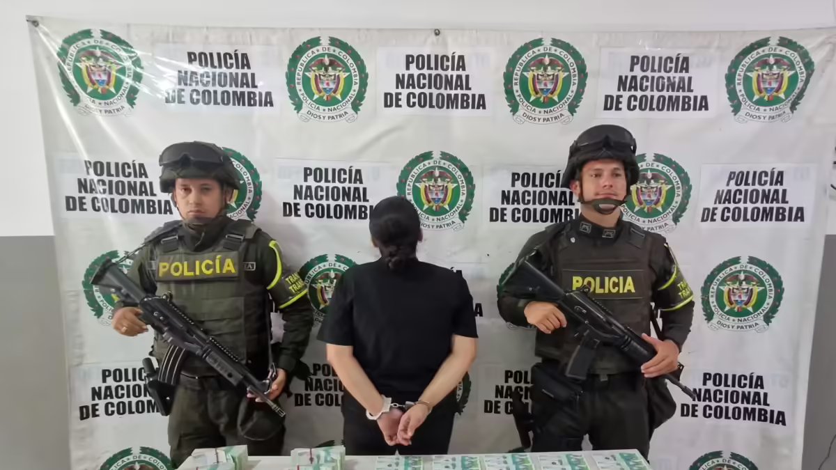 Se Movilizaba en un vehículo en la vía entre Buenaventura y Buga