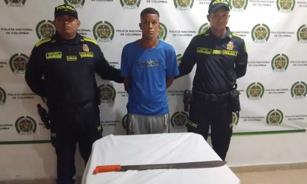 Capturan en Santa Lucía, Sur del Atlánico, un un hombre que atacó con machete a un perro