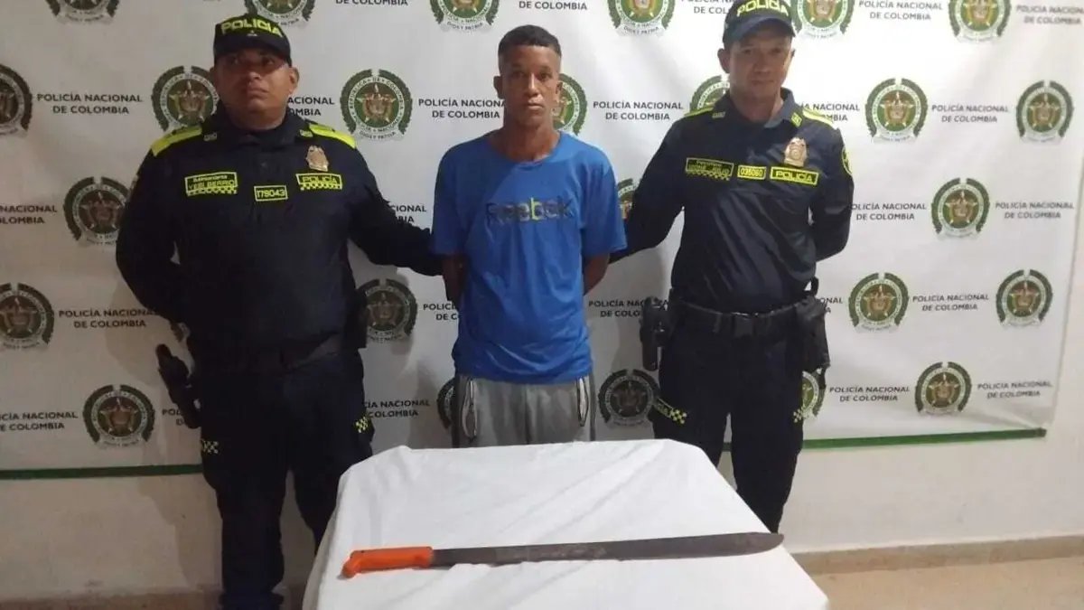 Capturan en Santa Lucía, Sur del Atlánico, un un hombre que atacó con machete a un perro