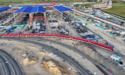 Así Lucen los Vagones del Metro de Bogotá Complete Ensamblados, conformando la línea férrea que dará al sistema de transporte más esperado