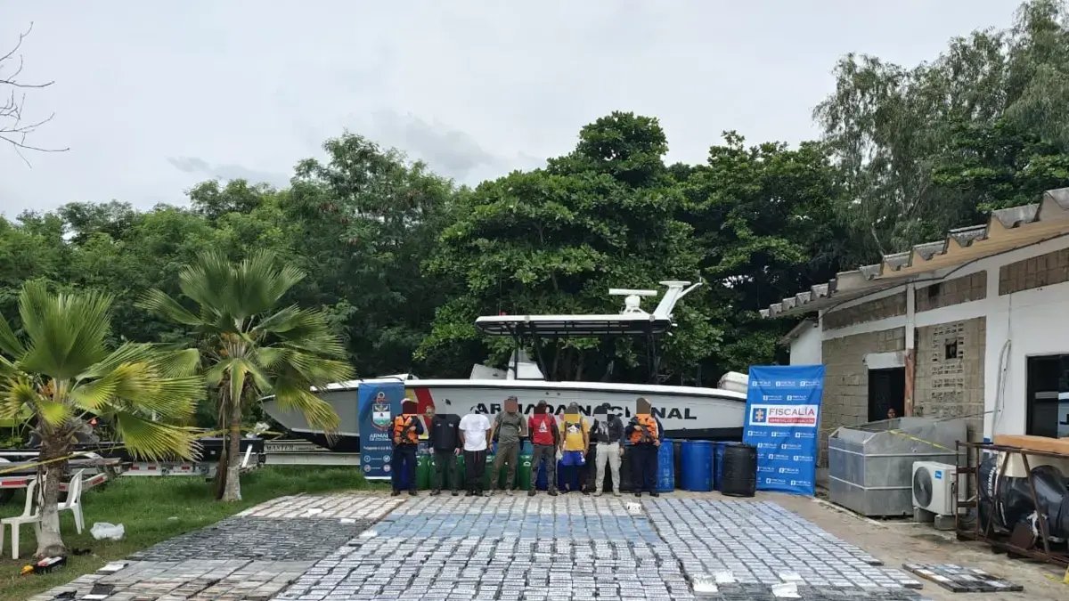 Interceptan Narcolancha en Aguas de Barranquilla con Tonelada y Media de Cocaína: Destino Final Era España