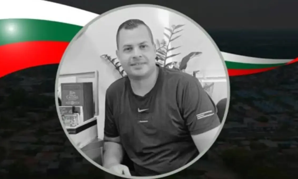 'Es una Guerra Absurda, Donde Pierde la Vida Un Gran Hombre'