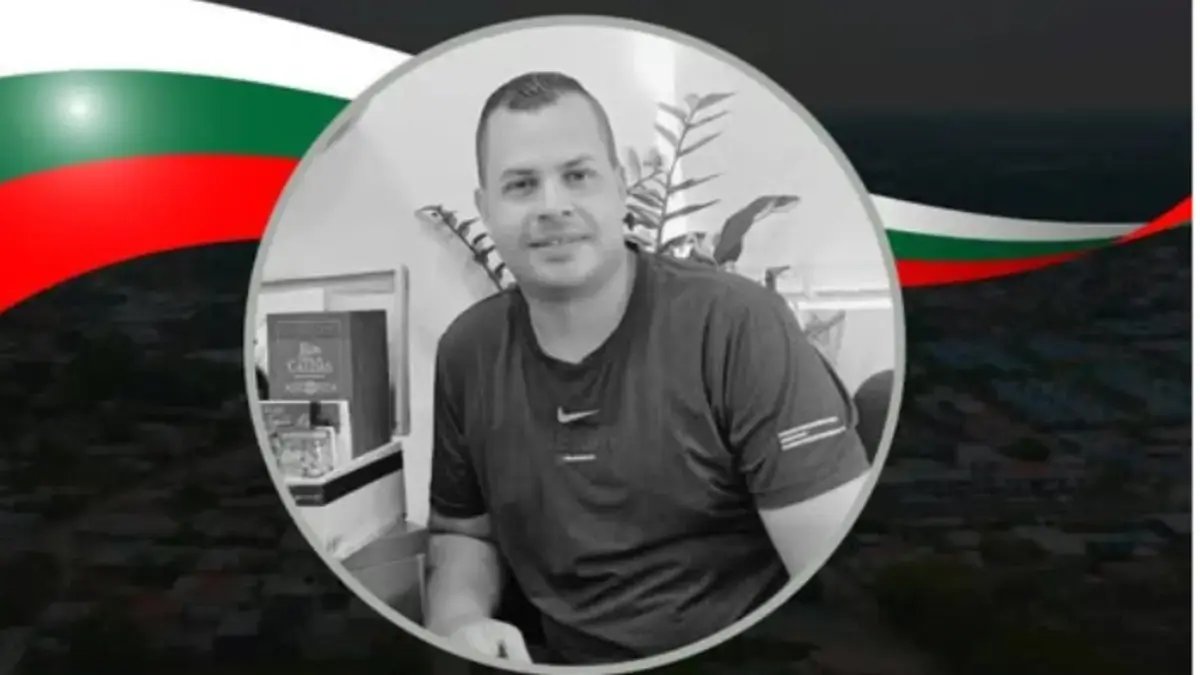 'Es una Guerra Absurda, Donde Pierde la Vida Un Gran Hombre'