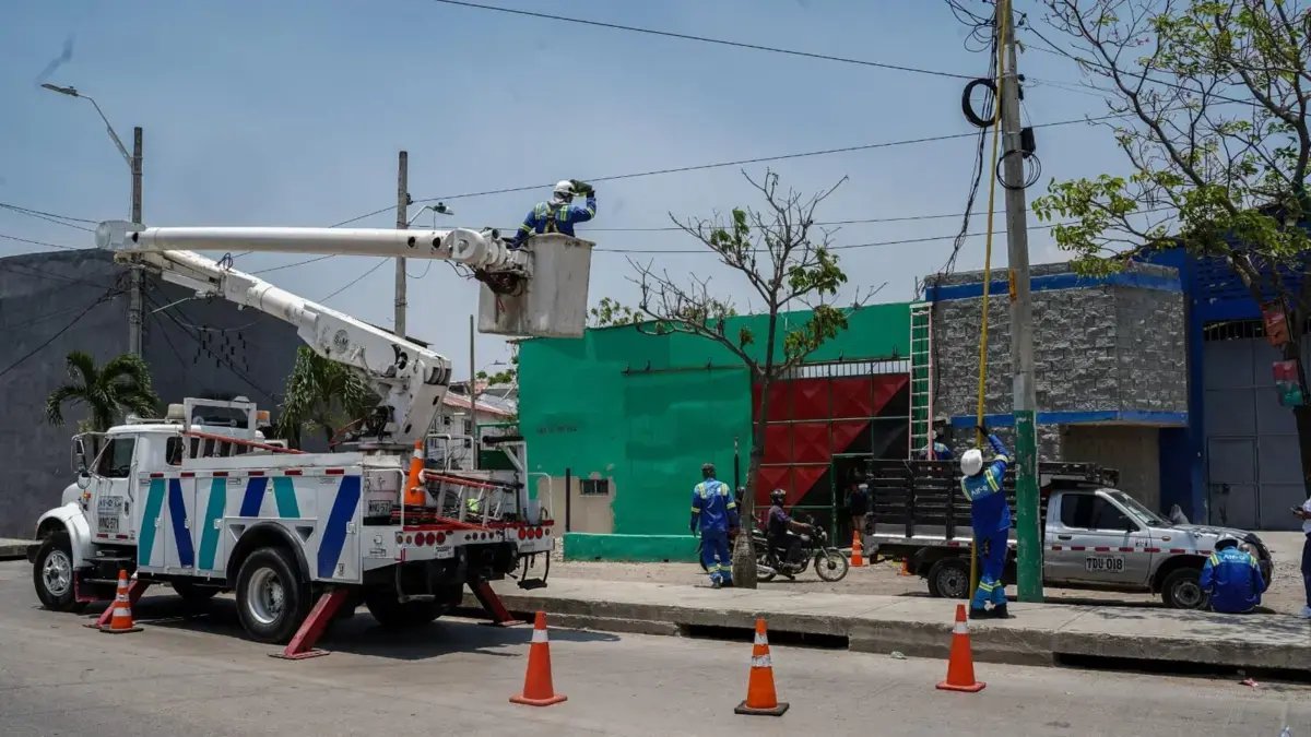 Cambios de Redes Eléctricas desde Las 8:00 AM A 6:00 PM