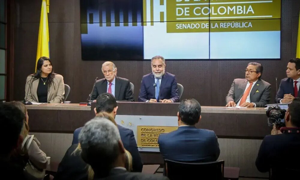 Radicano Proyecto de Ley para que la Región Tenga Gobernador Propio y Acceda Directamento A Recursos de la Nacia