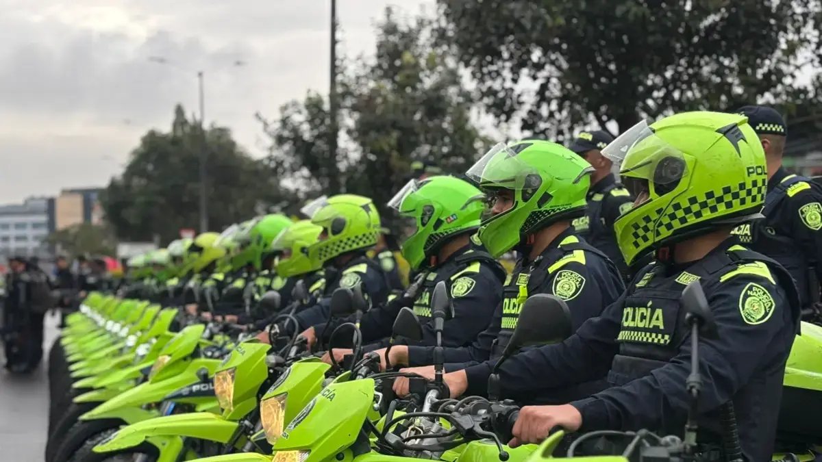 2.100 Policías Refuerzan la Seguridad en Bogotá Durante el Fin de Semana de Amor y Amis