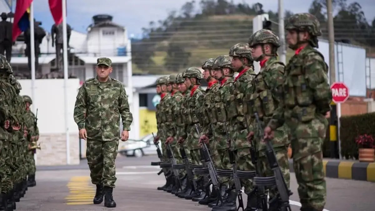 SOLDADO DE 19 AROS MURIÓ TRAS SUPLICAS IGNORADAS Y DENUNCIAS DE NEGLIGENCIA POR PARTE DE SU FAMILIA; ¿Qué Pasó?