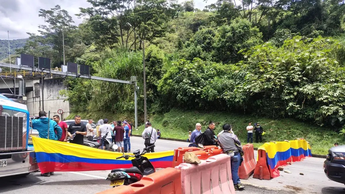 Horario para Transitar por la Vía al Llano Tras los Recientes Cierres y Desvíos: Siga Estos Consejos