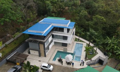 Esta es la Orden de la Alcaldía Sobre Futuro de Edificación Con Piscina y Jacuzzi