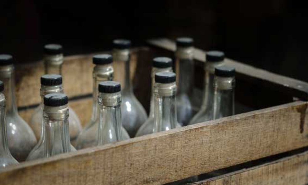 'Alcohol de Madera', El Disolvente Industrial Con el Que Se Hizo la Bebada Que Ha Matado A NUEVE PERSONAS EN BARRANQUILLA: AUMENTAN LOS AFECTADOS