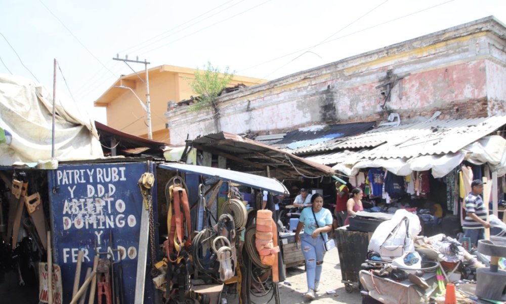 Ya Van 11 Muertos y Varias Personas en Uci por consumo de Licor Adulterado en El Mercado, Avanzas Las Investigaciones