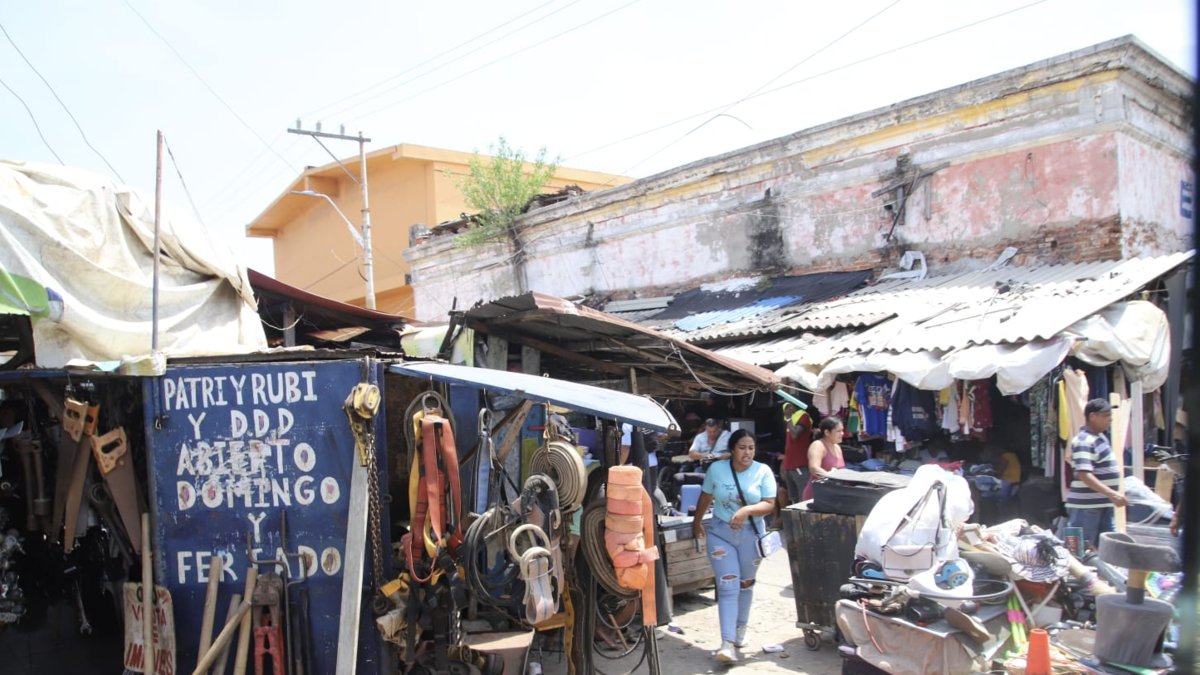 Ya Van 11 Muertos y Varias Personas en Uci por consumo de Licor Adulterado en El Mercado, Avanzas Las Investigaciones