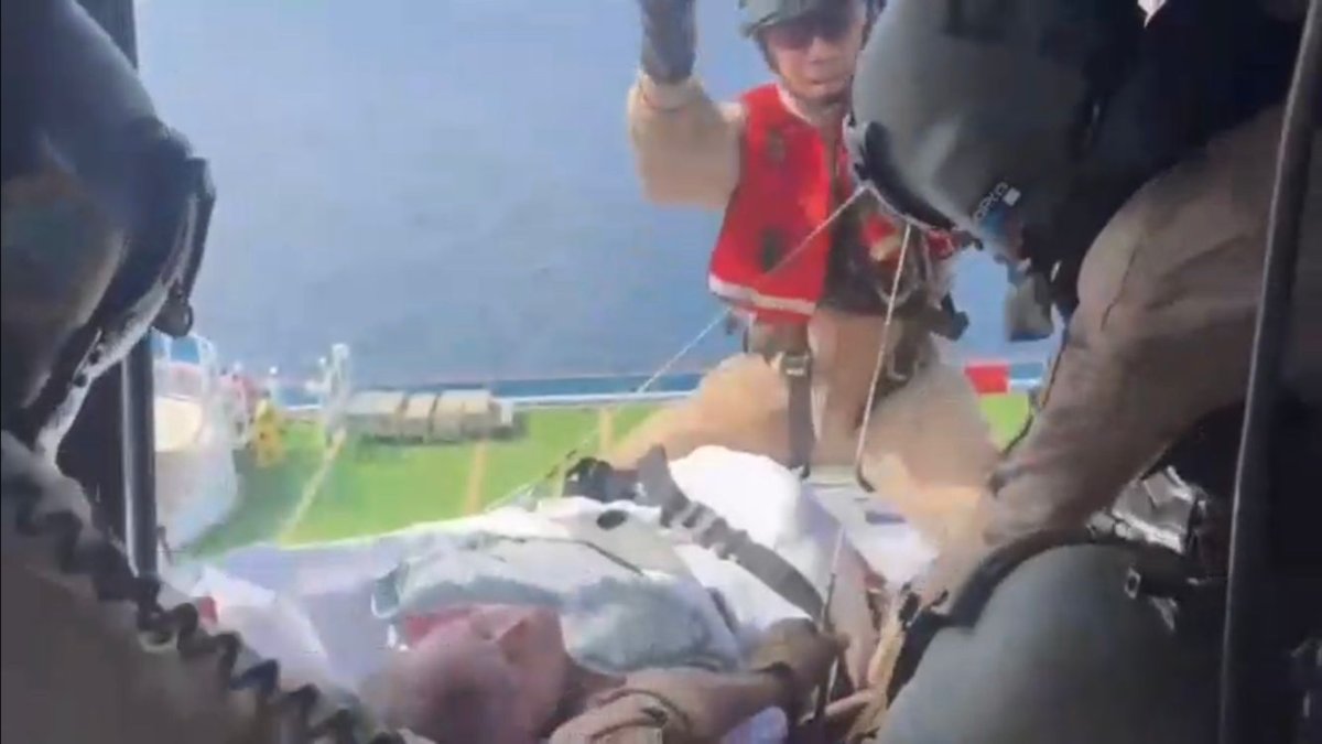 La Milimétrica Operación de la Armada Nacional para rescatar en Altamar A UNA Adulta Mayor Contaque Cardíaco A Bordo de Un Crucero: Video de Rescate