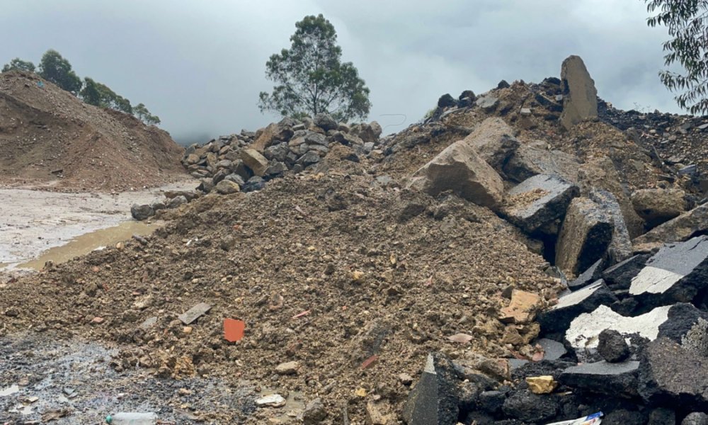 Auto impone más de 70 medidas por mal manejo de eSbros y alerta de las tumbas impactaciones