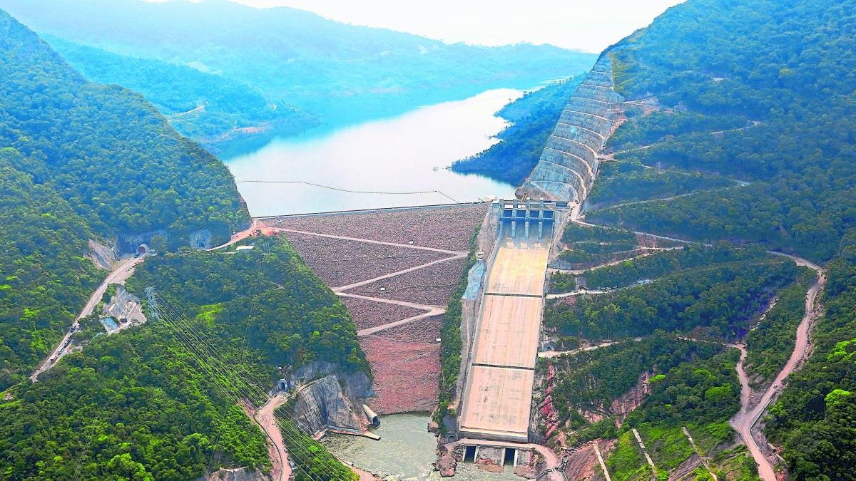 Anuncian apertura de las compuertas de la represa de HidroSogamoso tras llegar a su máximo nivel tras fuertes lluvias