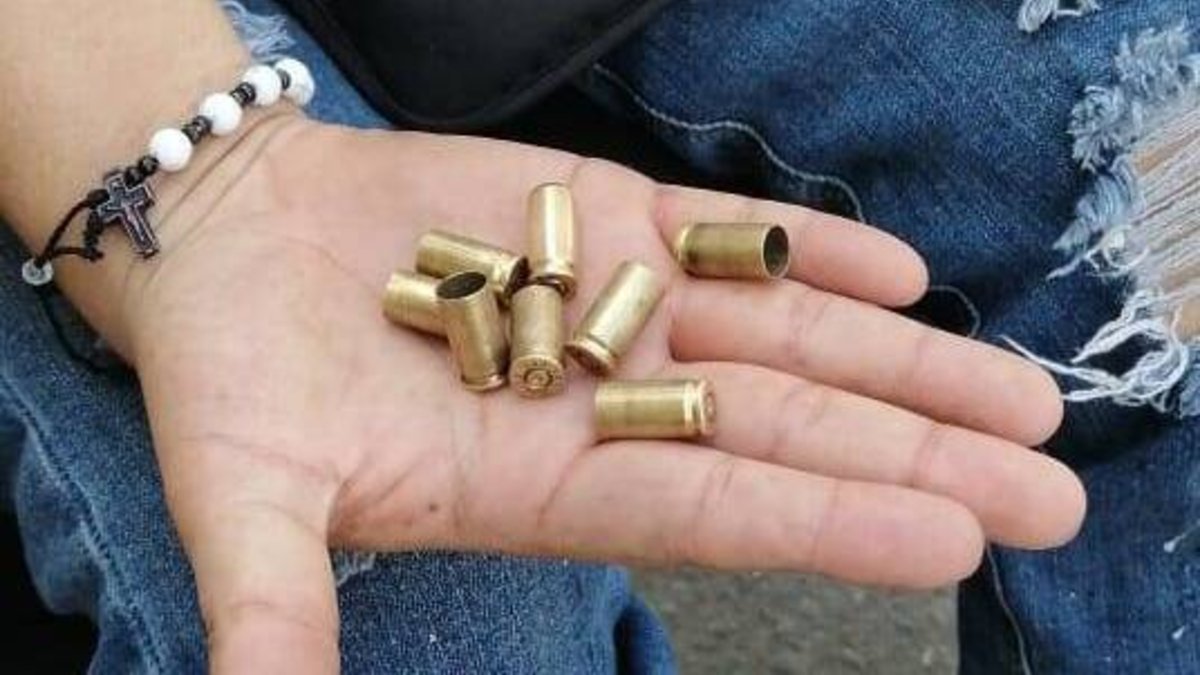 hombres armados dispararon de forma indiscriminada a su vivienda